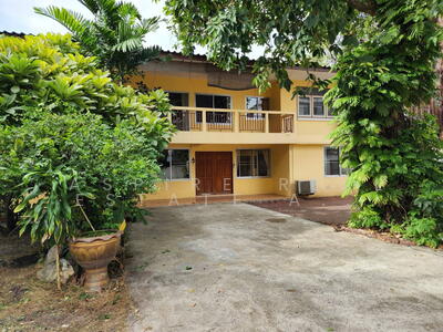 ขาย - ที่ดิน พร้อม บ้านเดี่ยว อินทามระ, กรุงเทพ