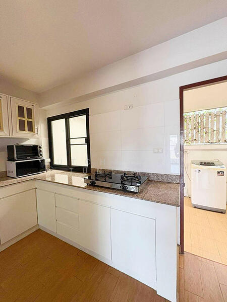 For Rent - ทาวน์เฮ้าส์ในโครงการ ให้เช่าเดือนละ 20,000 บาท ใกล้เซ็นทรัลเฟสติวัลเพียง 10 นาที No.7H311, Chiang Mai