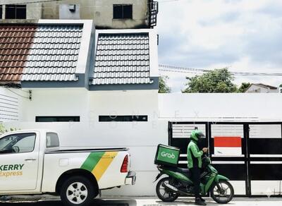 ขาย - บ้านแฝด ซอยเพชรเกษม 94, กรุงเทพ