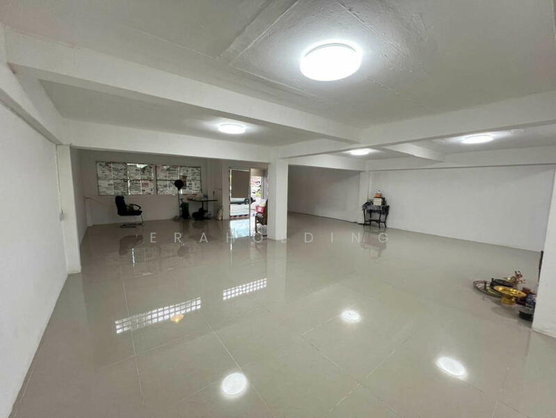 ให้เช่า - ติดถนนถนนบรมราชชนนี, กรุงเทพ