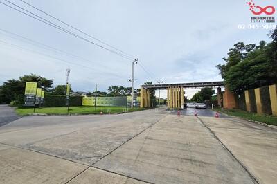 ขาย - Kruawan Suwinthawong 3 : เครือวัลย์ สุวินทวงศ์ โครงการ 3, กรุงเทพ