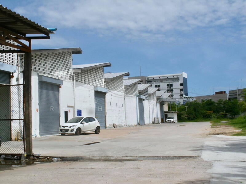 Warehouse for Rent, size 1,142 sqm. @Bangna-Trad Road, Km. 42, Chachoengsao, Bang Wua, Bang Pakong, Chachoengsao, , 1,142 sqm, Warehouse/Factory For Rent, by Suchart Roachthavilit, 60241563 - DDproperty.com