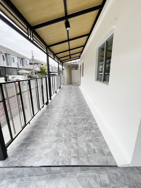 Baan Pruksa 70 Chalong Krung-Ladkrabang, Bangkok, Leab Khlong Lam Ko Phai Road, Lam Pla Tiew, Lat Krabang, Bangkok, 3 Bedrooms, 150 sqm, Townhouse For Sale, by Khun Na, 60241967 - DDproperty.com