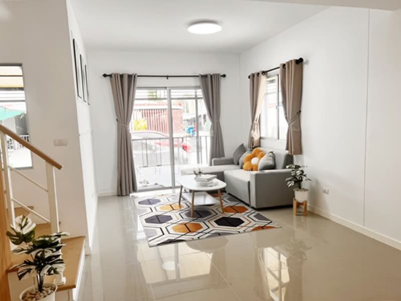 Baan Pruksa 70 Chalong Krung-Ladkrabang, Bangkok, Leab Khlong Lam Ko Phai Road, Lam Pla Tiew, Lat Krabang, Bangkok, 3 Bedrooms, 150 sqm, Townhouse For Sale, by Khun Na, 60241967 - DDproperty.com