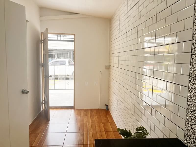 Baan Pruksa 70 Chalong Krung-Ladkrabang, Bangkok, Leab Khlong Lam Ko Phai Road, Lam Pla Tiew, Lat Krabang, Bangkok, 3 Bedrooms, 150 sqm, Townhouse For Sale, by Khun Na, 60241967 - DDproperty.com