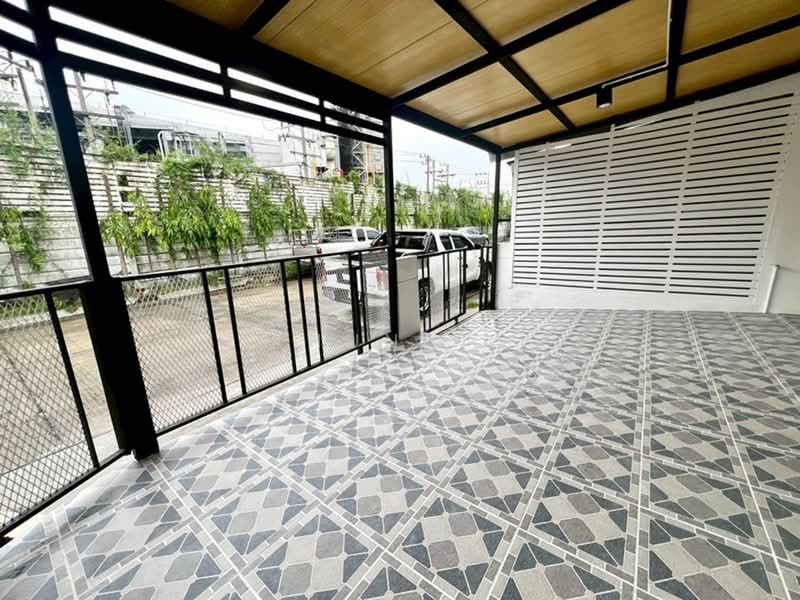 Baan Pruksa 70 Chalong Krung-Ladkrabang, Bangkok, Leab Khlong Lam Ko Phai Road, Lam Pla Tiew, Lat Krabang, Bangkok, 3 Bedrooms, 150 sqm, Townhouse For Sale, by Khun Na, 60241967 - DDproperty.com