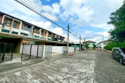 ขาย - แกรนด์ ไอดีไซน์ วิภาวดี, กรุงเทพ