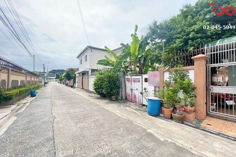 For Sale - ขายที่ดิน 21 ตร.ว.ซ.ลาดพร้าว80 แยก 14 ใกล้รถไฟฟ้า, Bangkok