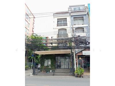 ขาย - ทำเล 20 มิถุนา ห้วยขวาง ศูนย์กลางความสะดวกสบายที่ตอบโจทย์ทุกธุรกิจ, กรุงเทพ