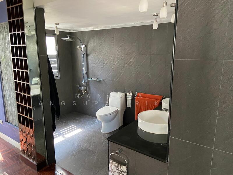 For Sale - Baan Sathon, Bangkok