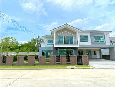 ขาย - Laddarom Tiwanon : ลัดดารมย์ ติวานนท์, ปทุมธานี