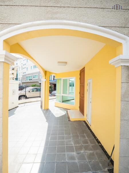 ขาย - Ivy Chinatown : ไอวี่ ไชน่าทาวน์, กรุงเทพ