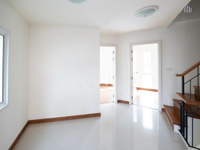 ขาย - Ivy Chinatown : ไอวี่ ไชน่าทาวน์, กรุงเทพ