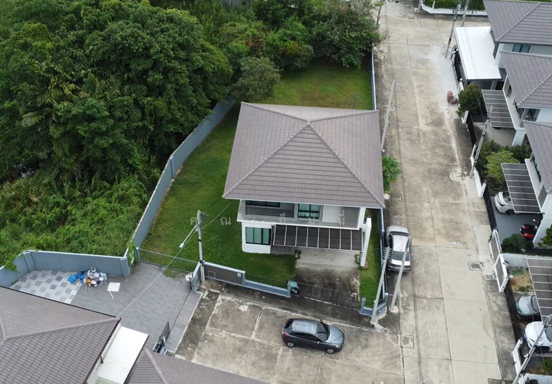 ขายขาดทุน บ้าน 2 หลังติดกัน ภัทรีดา อเวนิว 2 สามโคก | รวม 202.5 ตร.วา บ้านพ่อแม่–ลูก–ออฟฟิศ, Pathum Thani, Krachaeng, Sam Khok, Pathum Thani, 6 Bedrooms, 330 sqm, Single Detached House For Sale, by คุณเอ็มมี่, 60243520 - DDproperty.com