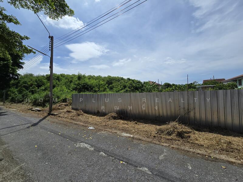 ขาย - ที่ดินหมู่บ้านเมืองเอกบางปู ซอยเทศบาลบางปู85 เนื้อที่ 90 ตารางวา (แปลงมุม), สมุทรปราการ