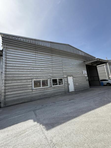 For Rent - Pre-built warehouse for rent at HR12, Nong Kham, Chonburi, with an area of 300 square meters, Chon Buri (Pattaya)