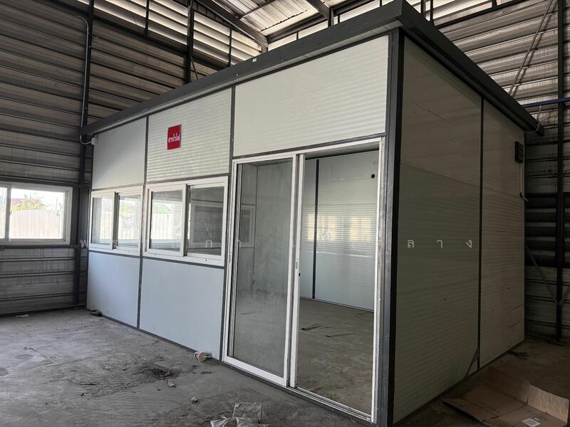 For Rent - Pre-built warehouse for rent at HR12, Nong Kham, Chonburi, with an area of 300 square meters, Chon Buri (Pattaya)