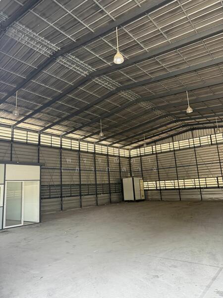 For Rent - Pre-built warehouse for rent at HR12, Nong Kham, Chonburi, with an area of 300 square meters, Chon Buri (Pattaya)