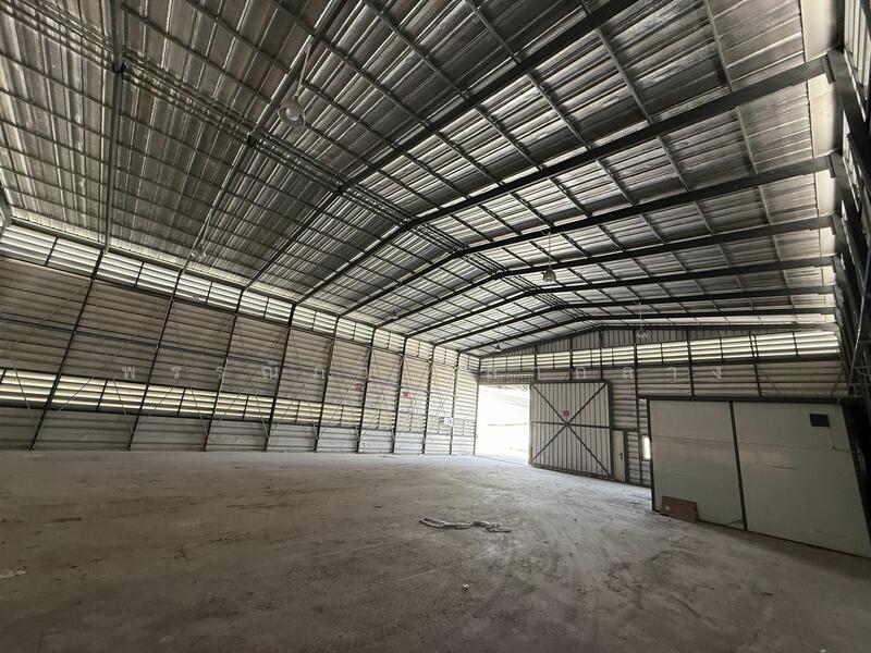 For Rent - Pre-built warehouse for rent at HR12, Nong Kham, Chonburi, with an area of 300 square meters, Chon Buri (Pattaya)