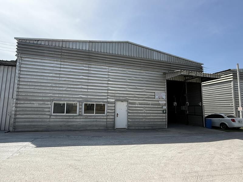 For Rent - Pre-built warehouse for rent at HR12, Nong Kham, Chonburi, with an area of 300 square meters, Chon Buri (Pattaya)