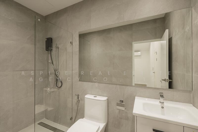 ทาวน์เฮ้าส์ 2 ชั้น รีโนเวทใหม่ สไตล์ Modern French Classic ปรีดีพนมยงค์ 42, กรุงเทพ, คลองตันเหนือ, วัฒนา, กรุงเทพ, 192 ตร.ม., ทาวน์เฮ้าส์ ขาย, โดย Aspire Real Estate Agency Co., Ltd., 60244837 - DDproperty.com