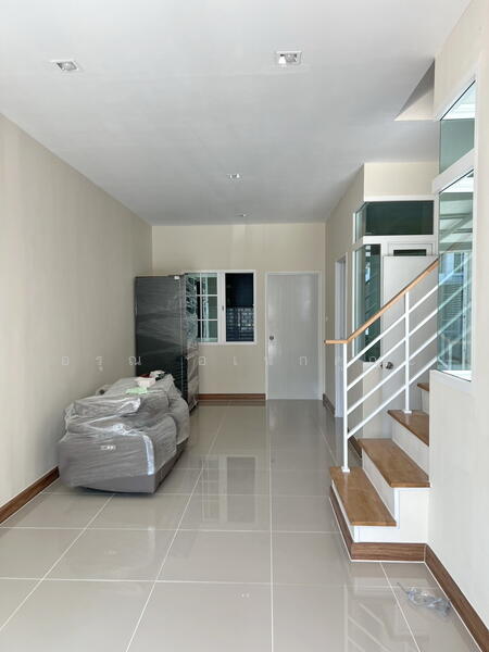 ให้เช่า - Golden Town Sathorn : โกลเด้น ทาวน์ สาทร, กรุงเทพ