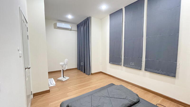 For Rent - Golden Town Sathorn, Bangkok