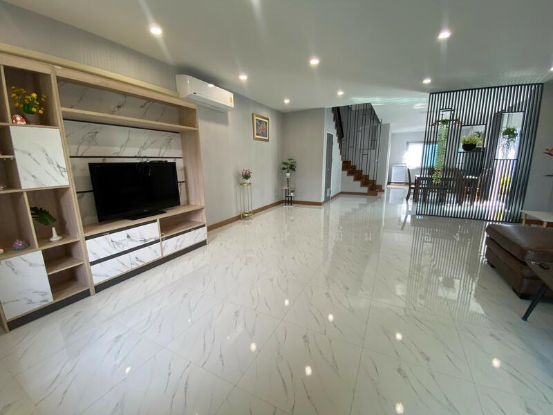 รามคำแหง 118, Bangkok, Saphan Sung, Bangkok, 5 Bedrooms, 300 sqm, Single Detached House For Rent, by เสาวลักษณ์ มิ้มทอง, 60245553 - DDproperty.com