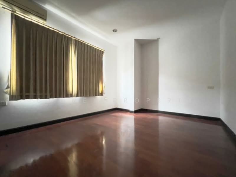 Ladawan Srinakarin, Samut Prakan, Srinakarin Road, Bang Kaeo, Bang Plee, Samut Prakan, 4 Bedrooms, 520 sqm, Single Detached House For Sale, by Connex Property, 60247444 - DDproperty.com