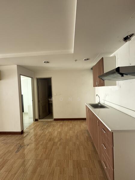 Resorta Yen-Akat : รีสอร์ทต้า เย็นอากาศ, กรุงเทพ, 270 87 ซอยอมร, ช่องนนทรี, ยานนาวา, กรุงเทพ, 39 ตร.ม., คอนโด ขาย, โดย Pons, 60247603 - DDproperty.com