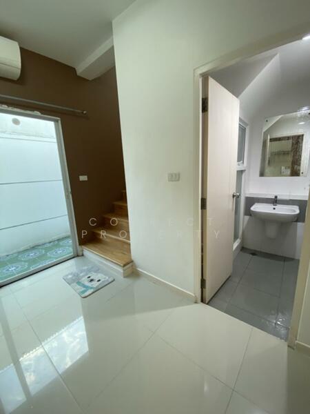 For Rent - Indy Prachauthit 90, Samut Prakan