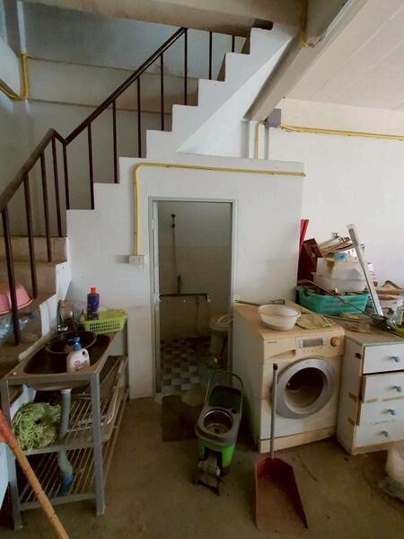 ขาย - ขายอาคารพาณิชย์ 2 ชั้น 2 คูหาพร้อมดาดฟ้าห้องมุม!! ตลาดสนามชัยเขต ฉะเชิงเทรา ทำเลดีมาก, ฉะเชิงเทรา