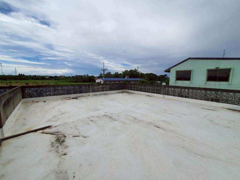 ขาย - ขายอาคารพาณิชย์ 2 ชั้น 2 คูหาพร้อมดาดฟ้าห้องมุม!! ตลาดสนามชัยเขต ฉะเชิงเทรา ทำเลดีมาก, ฉะเชิงเทรา