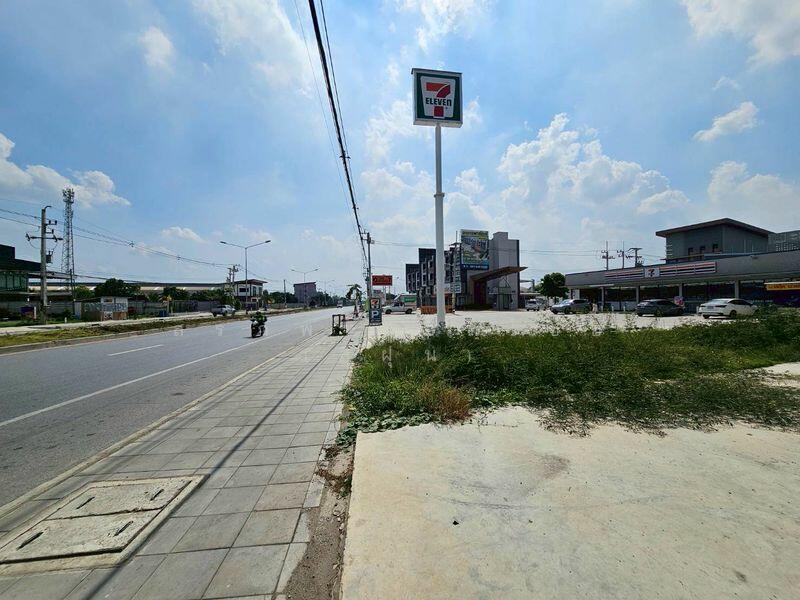 ให้เช่า - แบ่งให้เช่าที่ดิน 150 ตร.ว. ติดถนนใหญ่ 4 เลน คลอง 7 ติด 7-11 และ Studio7 ใกล้ตลาดชัชวาล, ปทุมธานี