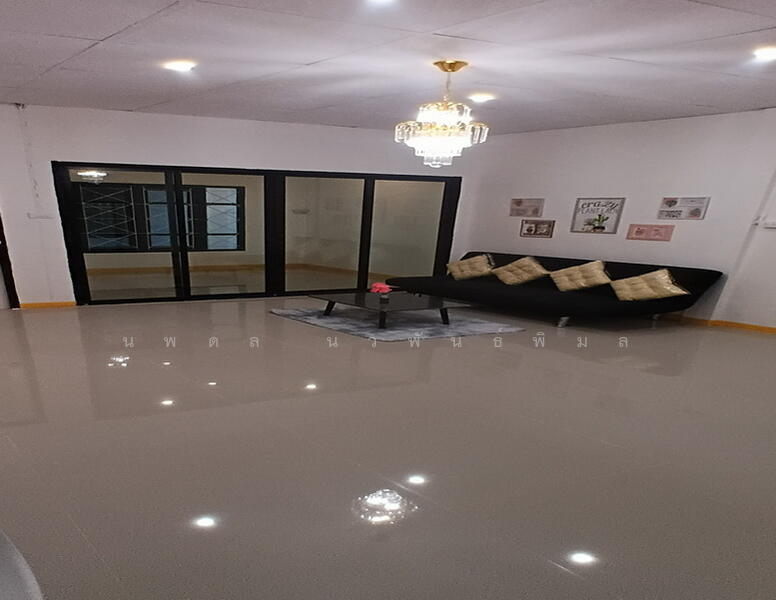 ขาย - Moobaan Cho Rung Rueang 6 : หมู่บ้านช.รุ่งเรือง 6, นนทบุรี