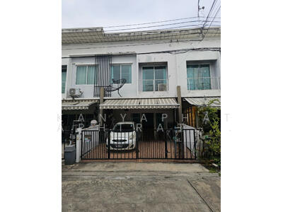 ขาย - Pleno Ekachai – Kanjanapisek ; พลีโน่ เอกชัย – กาญจนาภิเษก, กรุงเทพ