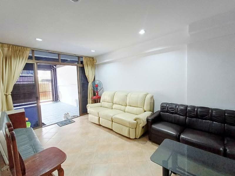 ให้เช่าบ้านในเมือง ย่านข่วงสิงห์ ช้างเผือก เชียงใหม่, Chiang Mai, Chang Phuak, Muang Chiang Mai, Chiang Mai, 3 Bedrooms, 160 sqm, Single Detached House For Rent, by คุณ แหม่ม, 60248265 - DDproperty.com