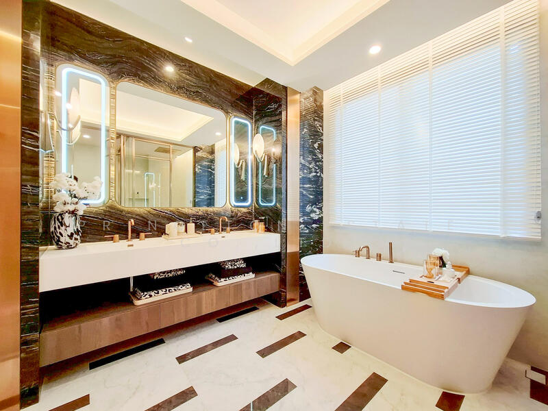 For Sale - CINQUIEME Krungthep Kreetha, Bangkok