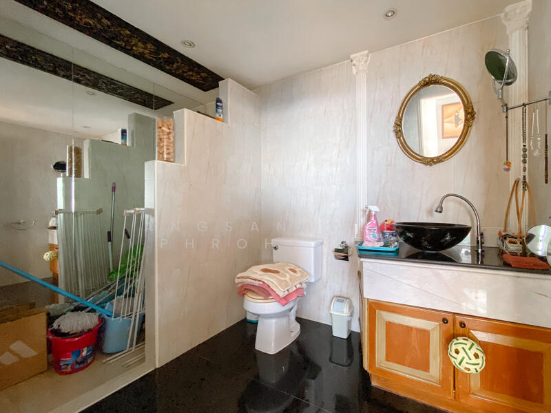 Park Beach Condominium, Chon Buri (Pattaya), Na Kloe, Bang Lamung (Pattaya), Chon Buri (Pattaya), 2 Bedrooms, 179 sqm, Condo For Sale, by Angsanawee Phrohying, 60248371 - DDproperty.com