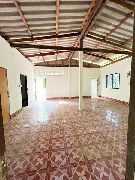 ขาย - ที่ดินพร้อมสิ่งปลูกสร้างอู่ทอง สุพรรณบุรี, สุพรรณบุรี