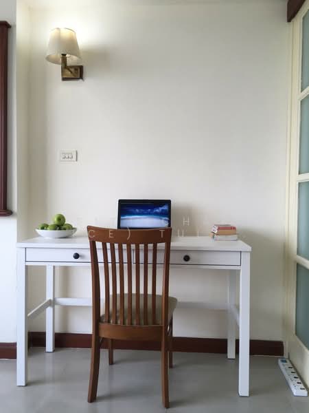 Juldis River Mansion, Bangkok, 2 Samsen 3 Alley, Wat Sampraya, Phra Nakhon, Bangkok, 1 Bedroom, 37 sqm, Condo For Sale, by Sittichai (Ice) Tulyanon, 60248627 - DDproperty.com