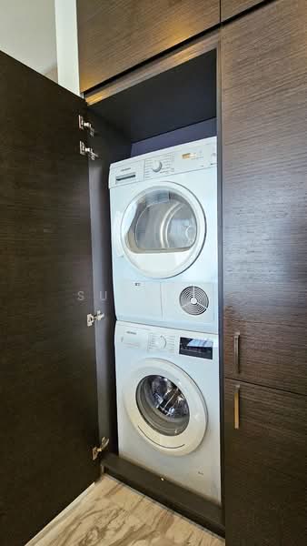 Saladaeng One, Bangkok, Sala Daeng 1 Alley, Silom, Bang Rak, Bangkok, 1 Bedroom, 57 sqm, Condo For Rent, by Sittichai (Ice) Tulyanon, 60248675 - DDproperty.com