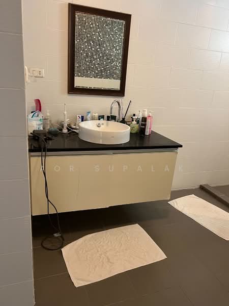 Crystal Garden, Bangkok, 217 Sukhumvit 4 Alley, Khlong Toei, Khlong Toei, Bangkok, 2 Bedrooms, 127 sqm, Condo For Sale, by Sittichai (Ice) Tulyanon, 60248698 - DDproperty.com