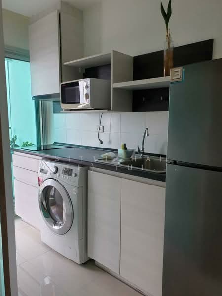 Life Ratchadapisek, Bangkok, 279 Ratchadapisaek Road, Huai Khwang, Huai Khwang, Bangkok, 2 Bedrooms, 46 sqm, Condo For Sale, by Sittichai (Ice) Tulyanon, 60248907 - DDproperty.com