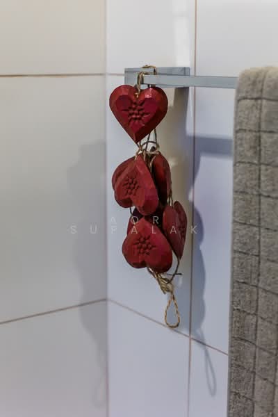 Wyne Sukhumvit, Bangkok, 1120 Sukhumvit Road, Phra Kanong, Khlong Toei, Bangkok, 1 Bedroom, 41 sqm, Condo For Sale, by Sittichai (Ice) Tulyanon, 60249017 - DDproperty.com