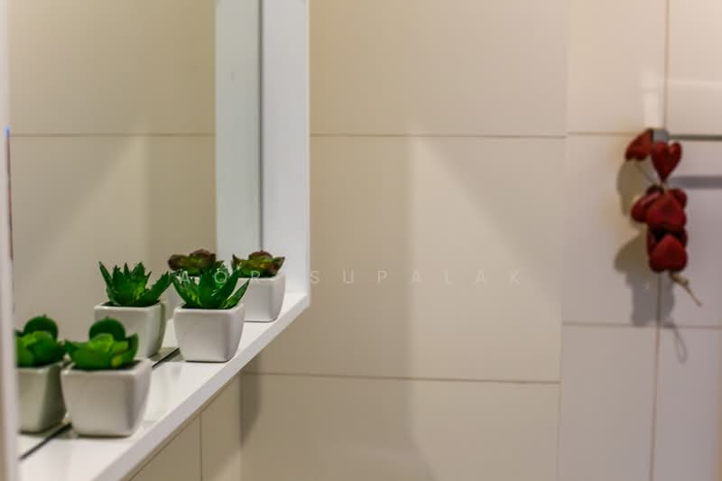 Wyne Sukhumvit, Bangkok, 1120 Sukhumvit Road, Phra Kanong, Khlong Toei, Bangkok, 1 Bedroom, 41 sqm, Condo For Sale, by Sittichai (Ice) Tulyanon, 60249017 - DDproperty.com