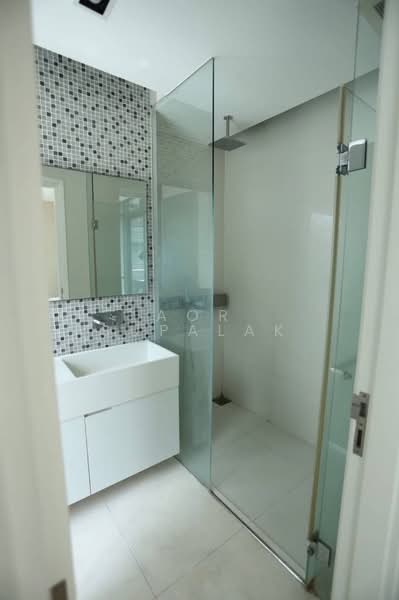 The Room Sukhumvit 21, Bangkok, Asok Montri Rd, Khlongtoei Nua, Watthana, Bangkok, 2 Bedrooms, 98 sqm, Condo For Sale, by Sittichai (Ice) Tulyanon, 60249056 - DDproperty.com