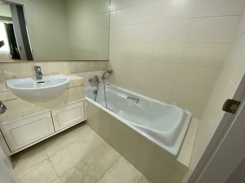 Wilshire Condominium, Bangkok, 80 Soi Sukhimvit 22, Khlong Toei, Khlong Toei, Bangkok, 2 Bedrooms, 105 sqm, Condo For Sale, by Sittichai (Ice) Tulyanon, 60249100 - DDproperty.com