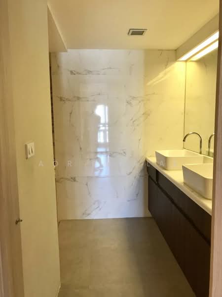 Royal Castle Sukhumvit, Bangkok, 30 Soi Sukhumvit 39, Khlongtoei Nua, Watthana, Bangkok, 3 Bedrooms, 194 sqm, Condo For Sale, by Sittichai (Ice) Tulyanon, 60249174 - DDproperty.com