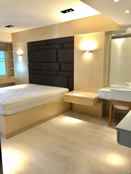 Royal Castle Sukhumvit, Bangkok, 30 Soi Sukhumvit 39, Khlongtoei Nua, Watthana, Bangkok, 3 Bedrooms, 194 sqm, Condo For Sale, by Sittichai (Ice) Tulyanon, 60249174 - DDproperty.com